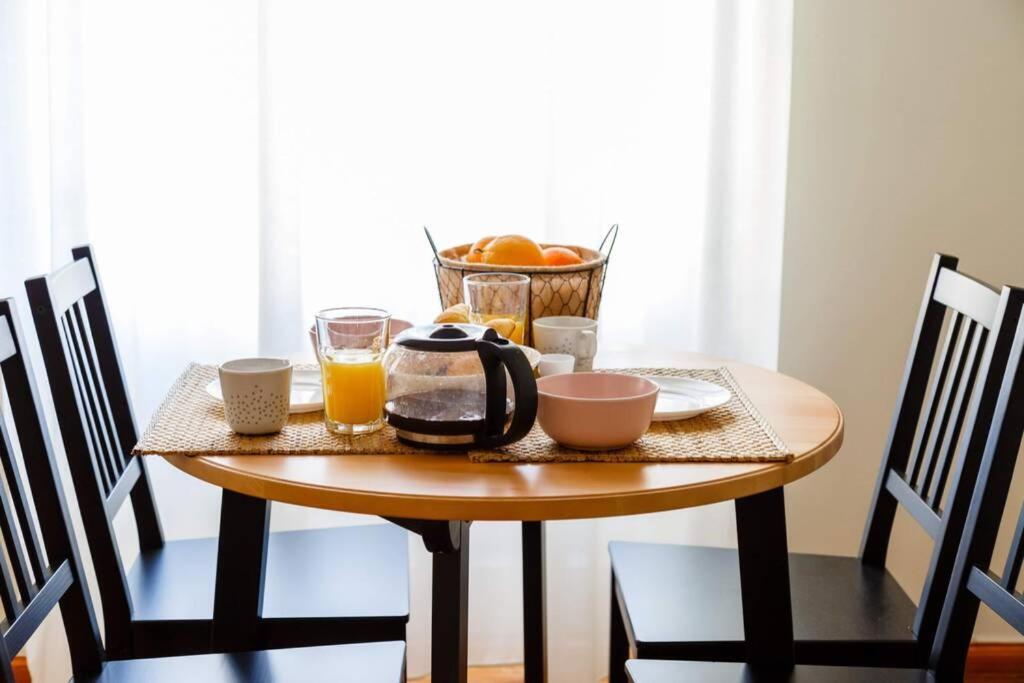 Apartment Sweet 1